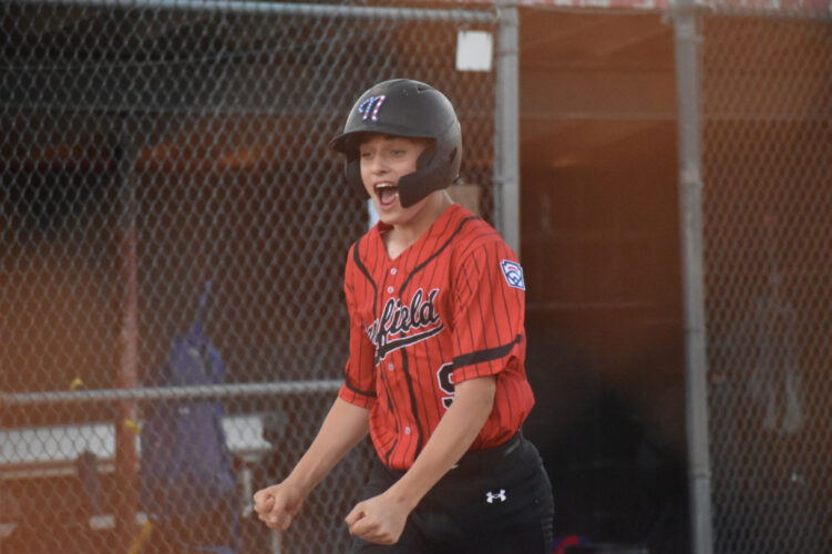 Canfield tops Crestview, wins 50/70 district title